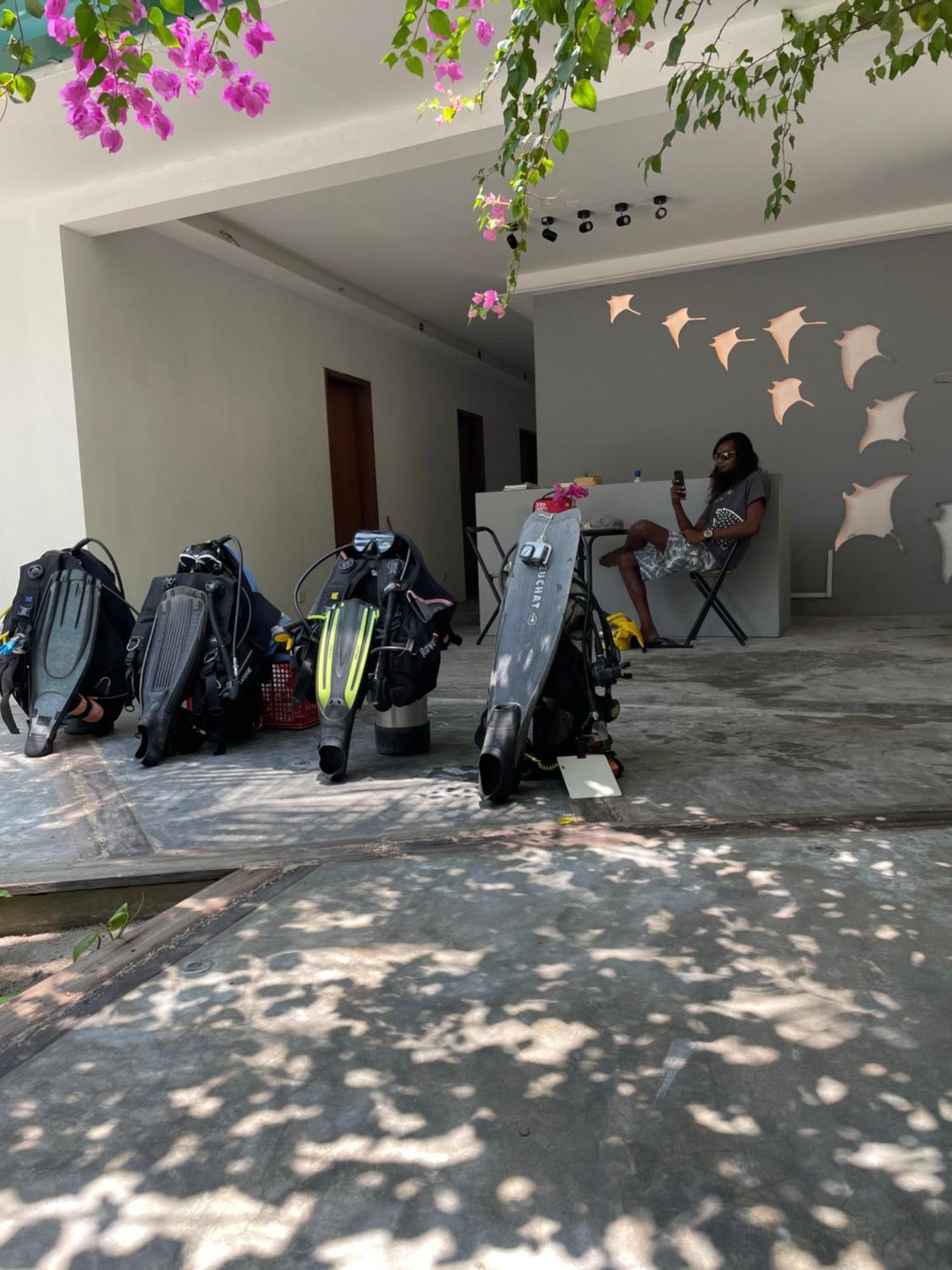 Island Scuba Inn Dhangethi Luaran gambar